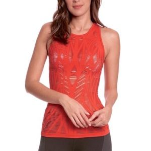 Alo Yoga Vixen tank in poppy